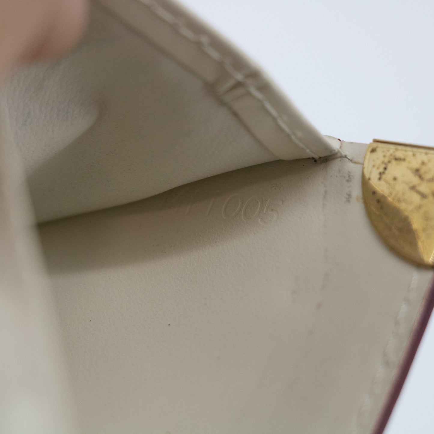 Louis Vuitton Ivory Suhali Compact Zippy Wallet #2055