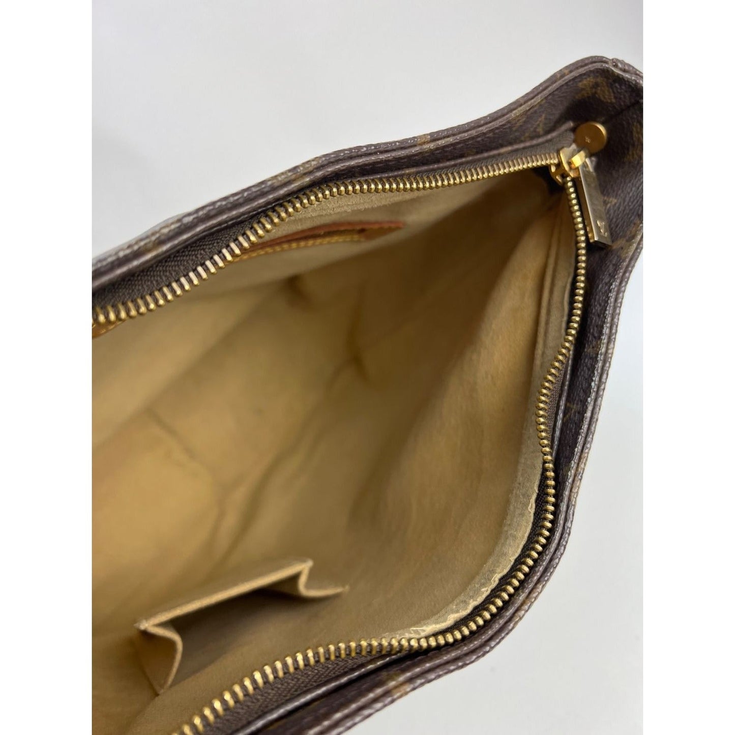 LOUIS VUITTON Looping GM Monogram Shoulder Bag