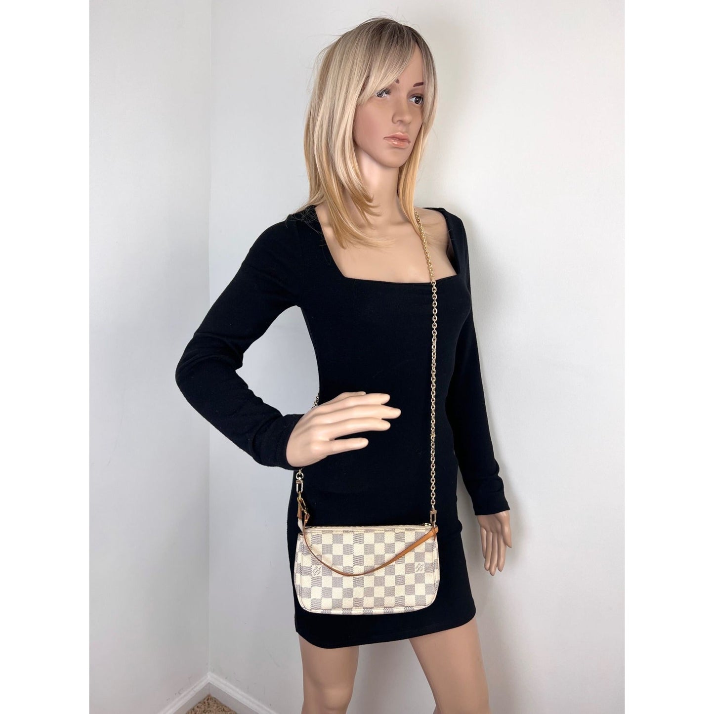 Louis Vuitton Pochette Accessories White Damier Azur Bag