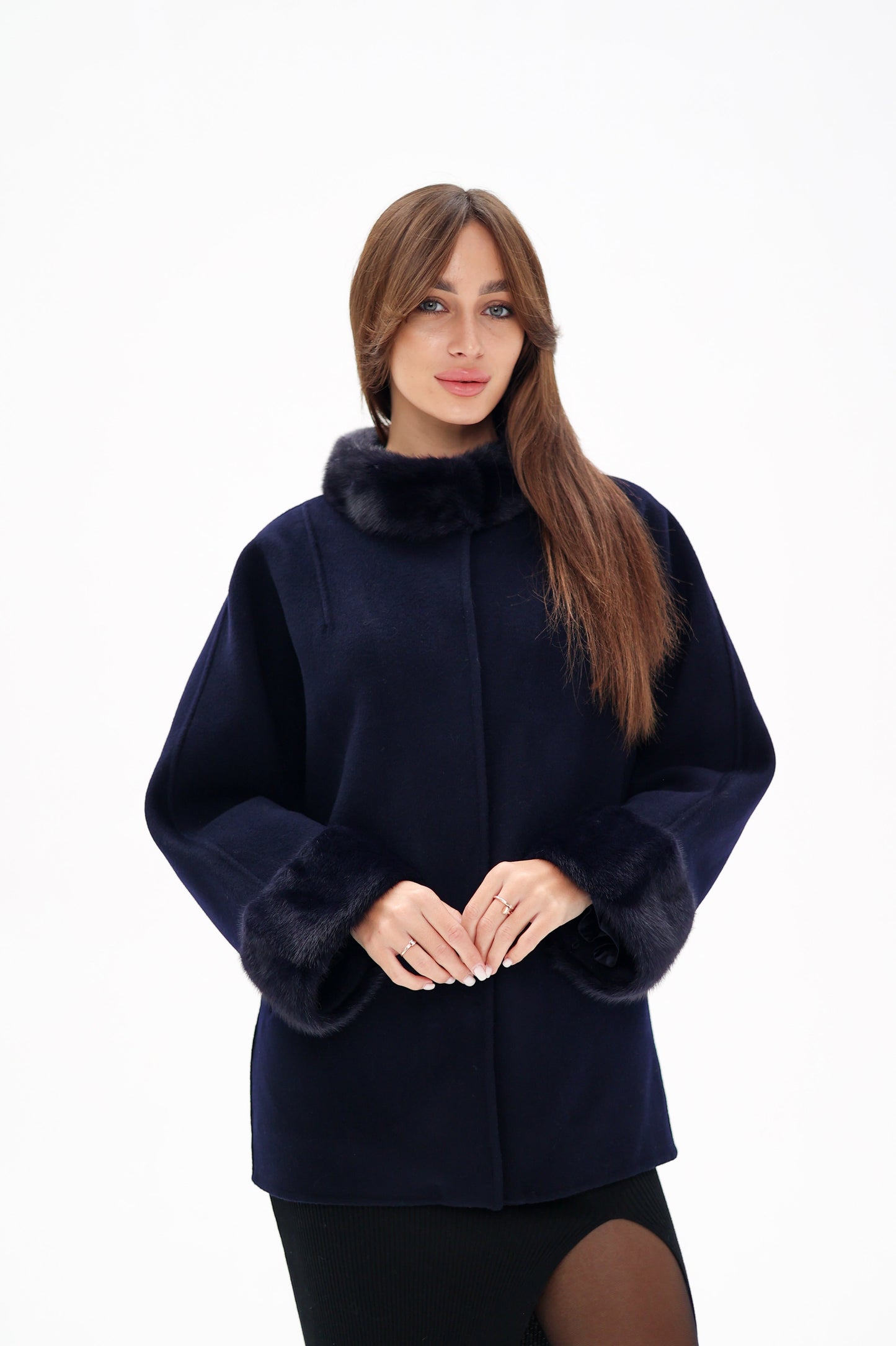 Manteau en véritable fourrure de vison et laine vierge