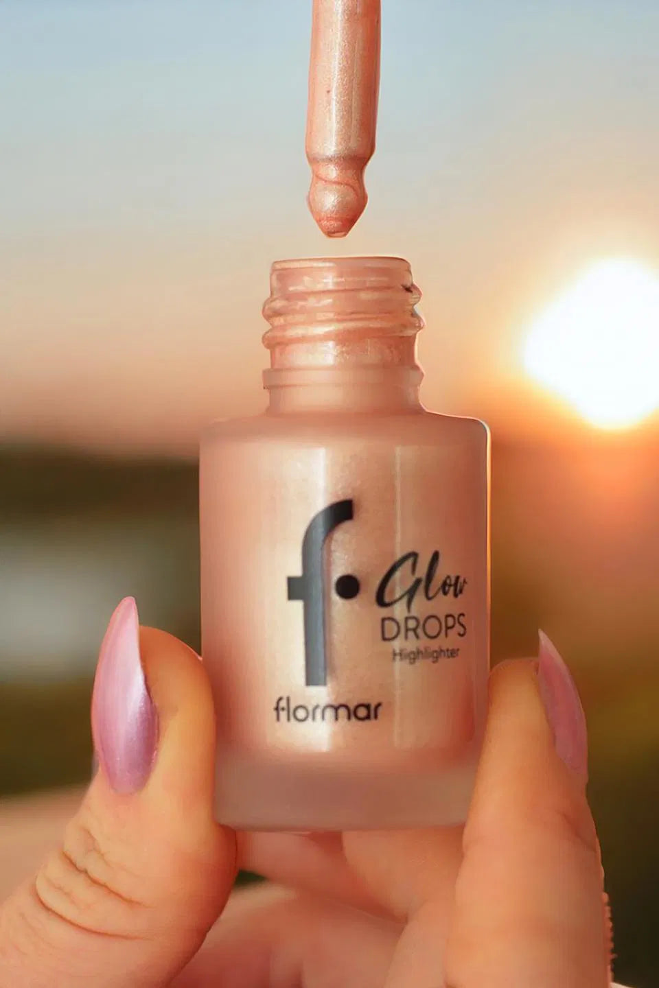 Flormar Glow Drops Natural Mineral Dropper Liquid Illuminator 14ml - 001 Moon Glow