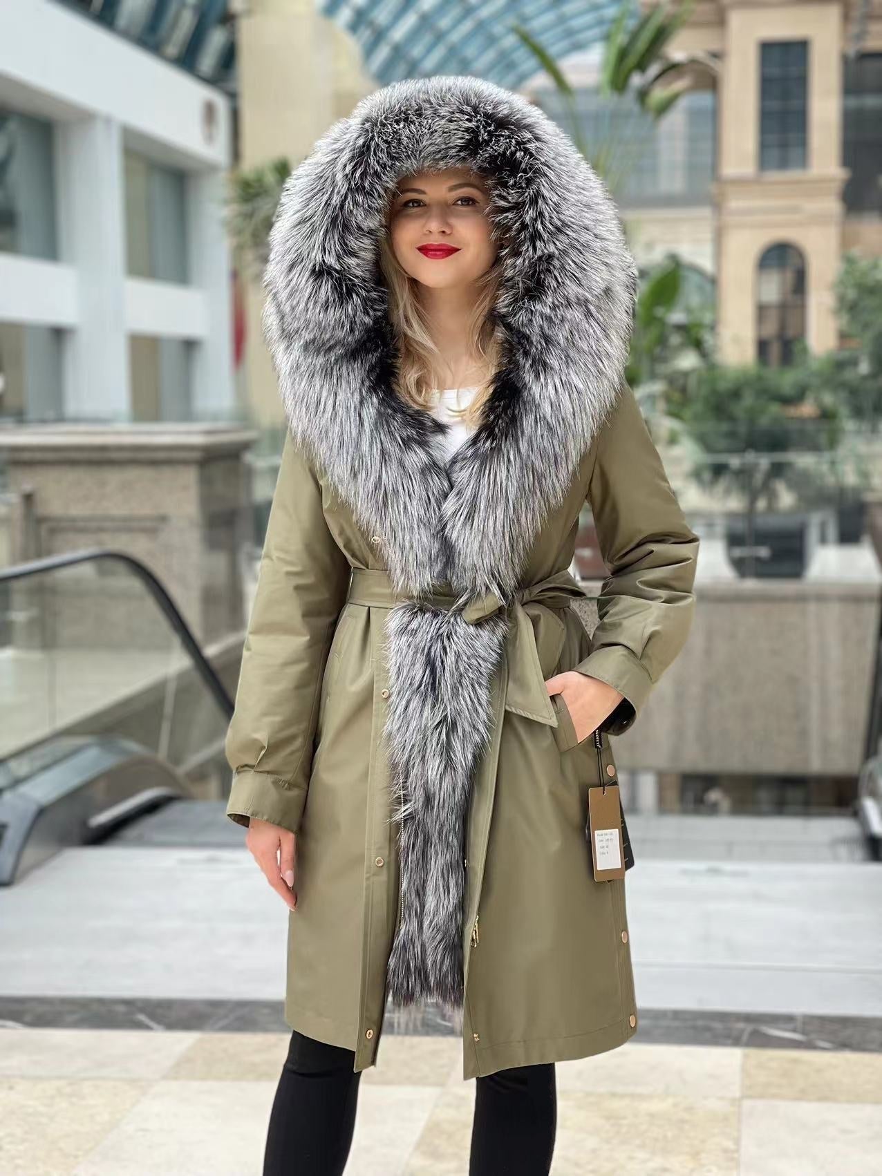Parka isolée en fourrure de lapin et fourrure de renard argenté véritable