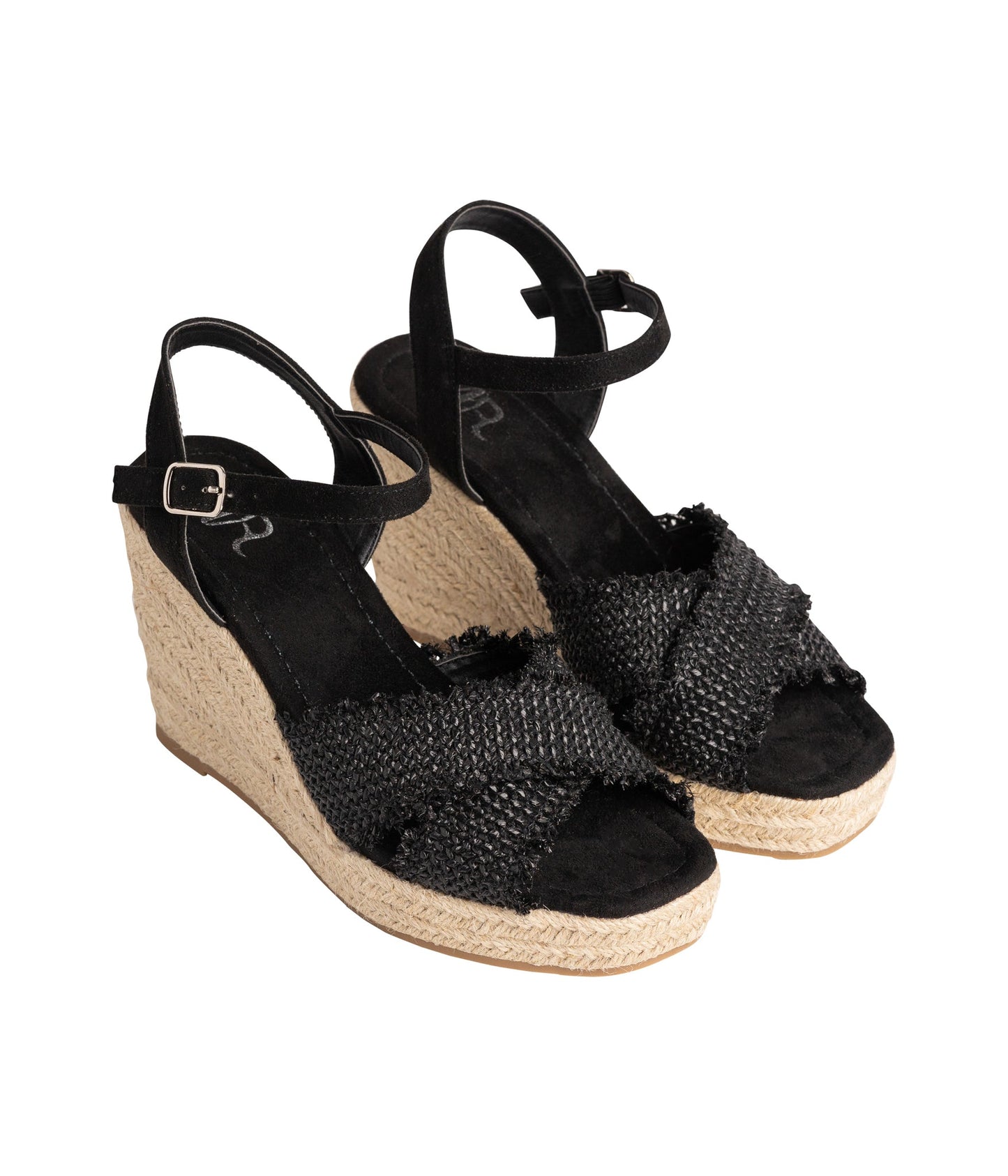 Elinor Wedge en noir