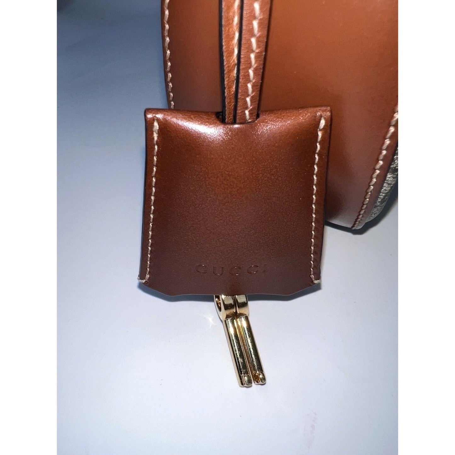 Sac bandoulière Gucci GG Supreme Web Padlock noir