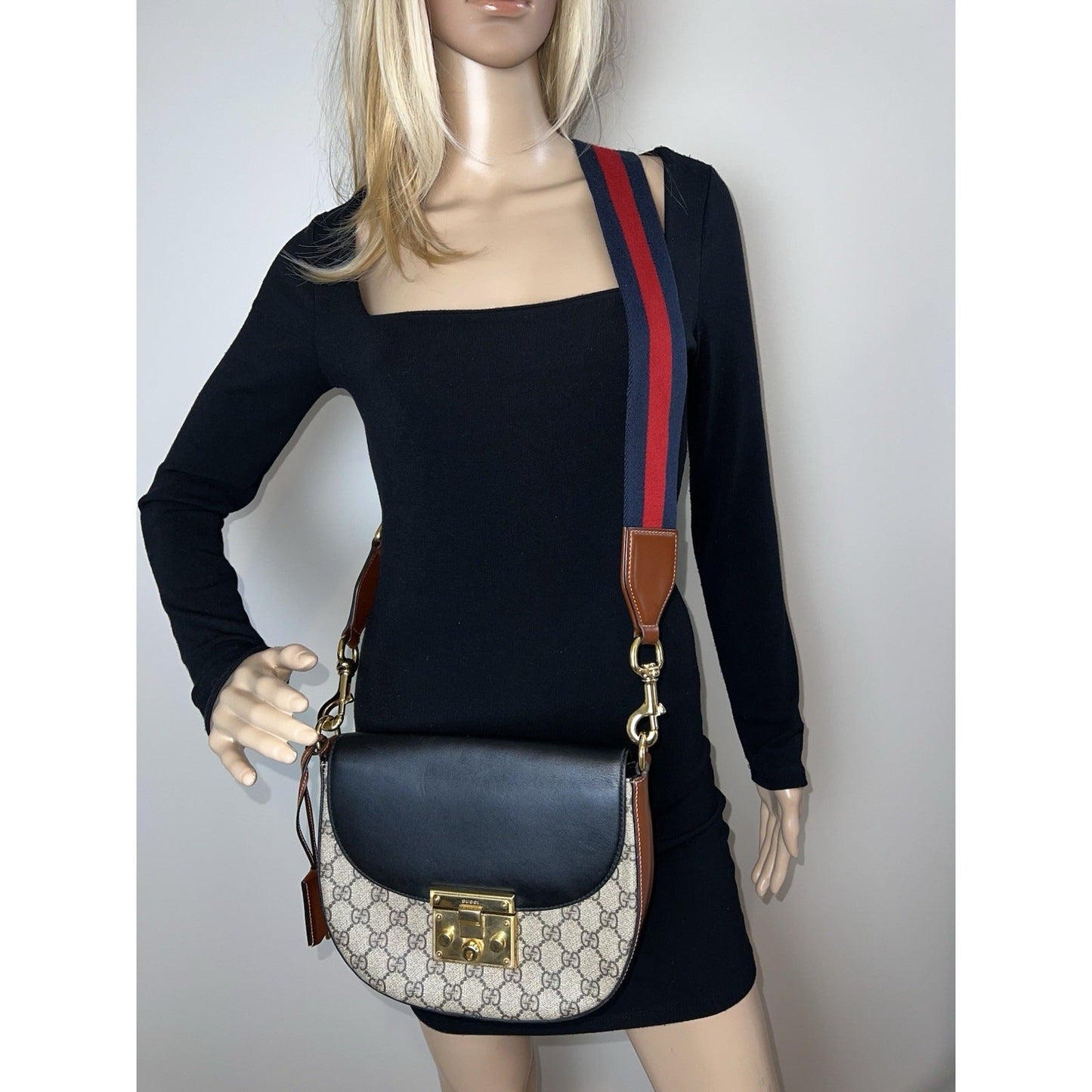 Sac bandoulière Gucci GG Supreme Web Padlock noir
