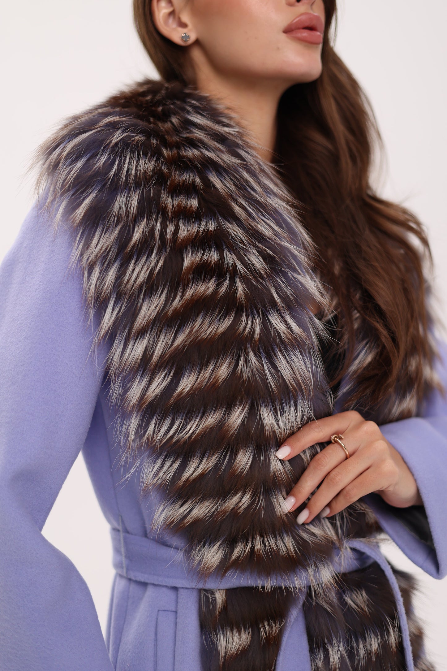 Manteau en laine vierge véritable de renard argenté couleur lavande