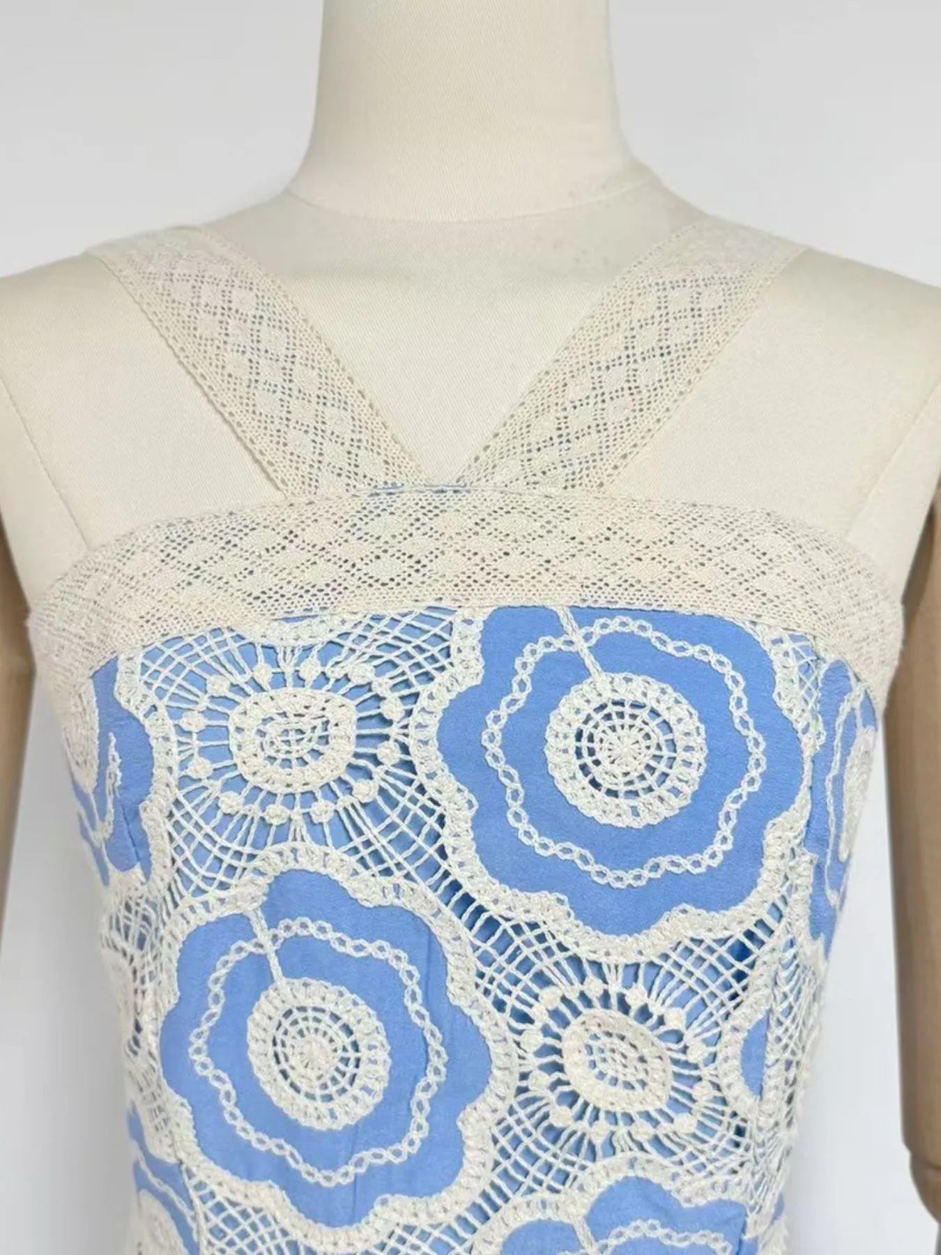 Lace Sleeveless Tiered Midi Dress