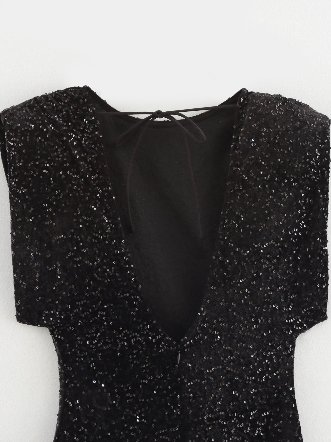 Winter Women Clothing Velvet Texture Sleeveless Back V neck Hip Dress