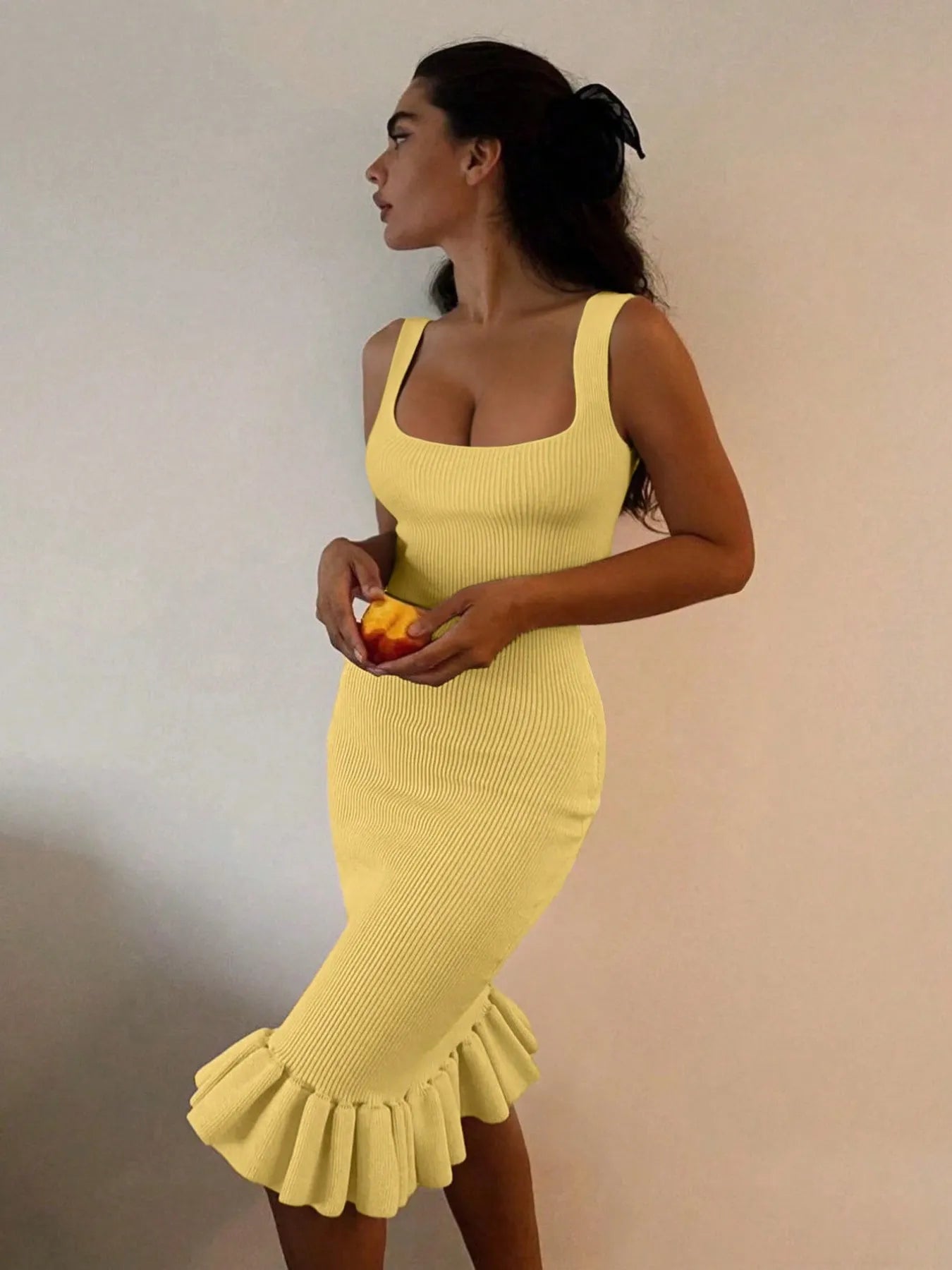 Ribbed Knit Bodycon Mermaid Dress with Ruffle Hem