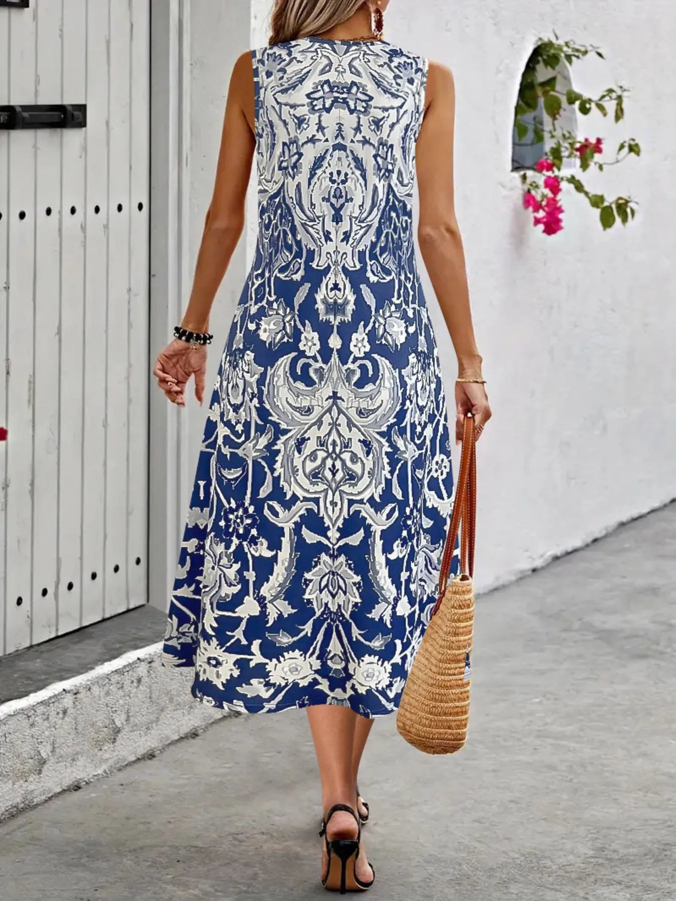 Printed Sleeveless Midi Dress