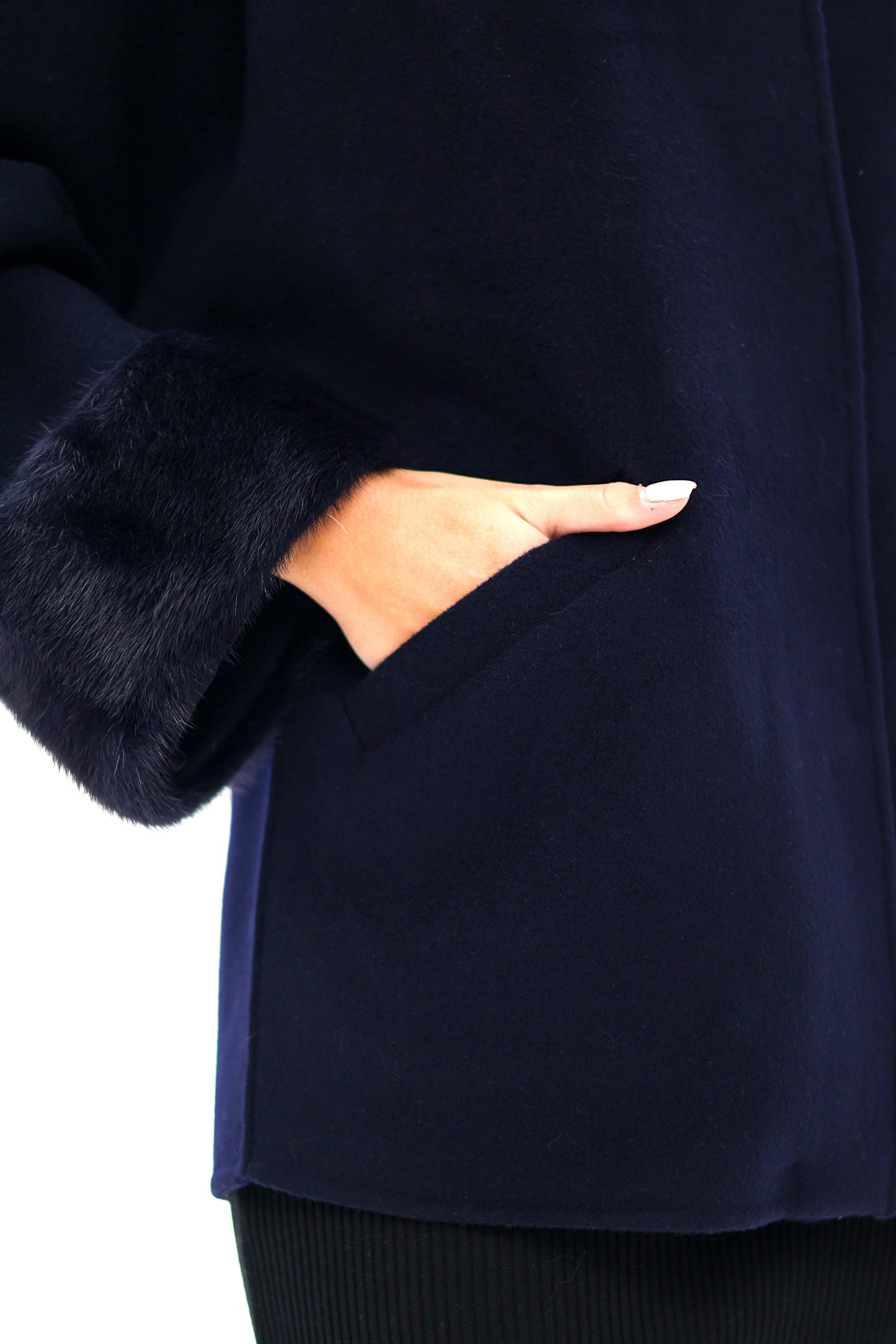 Manteau en véritable fourrure de vison et laine vierge
