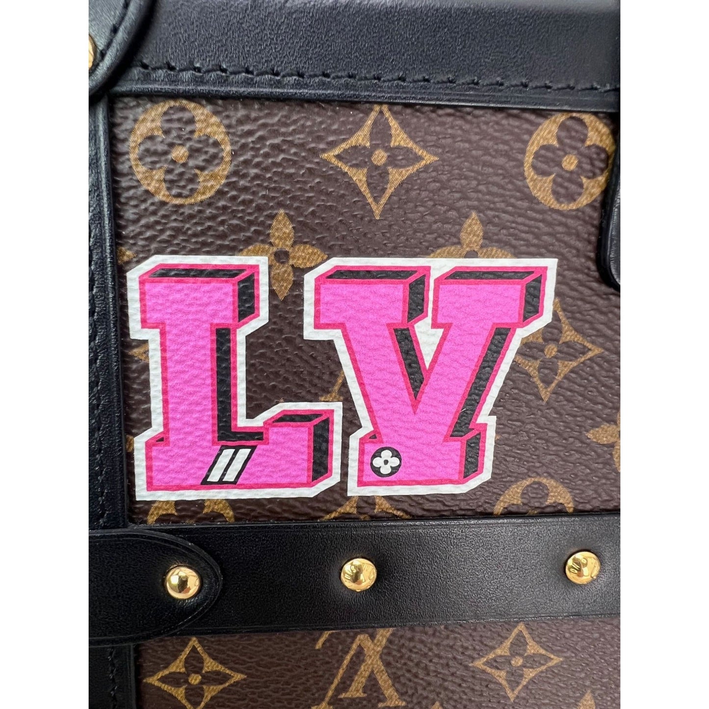 Pochette bandoulière Louis Vuitton Petite Malle Patches Monogram Édition limitée RARE