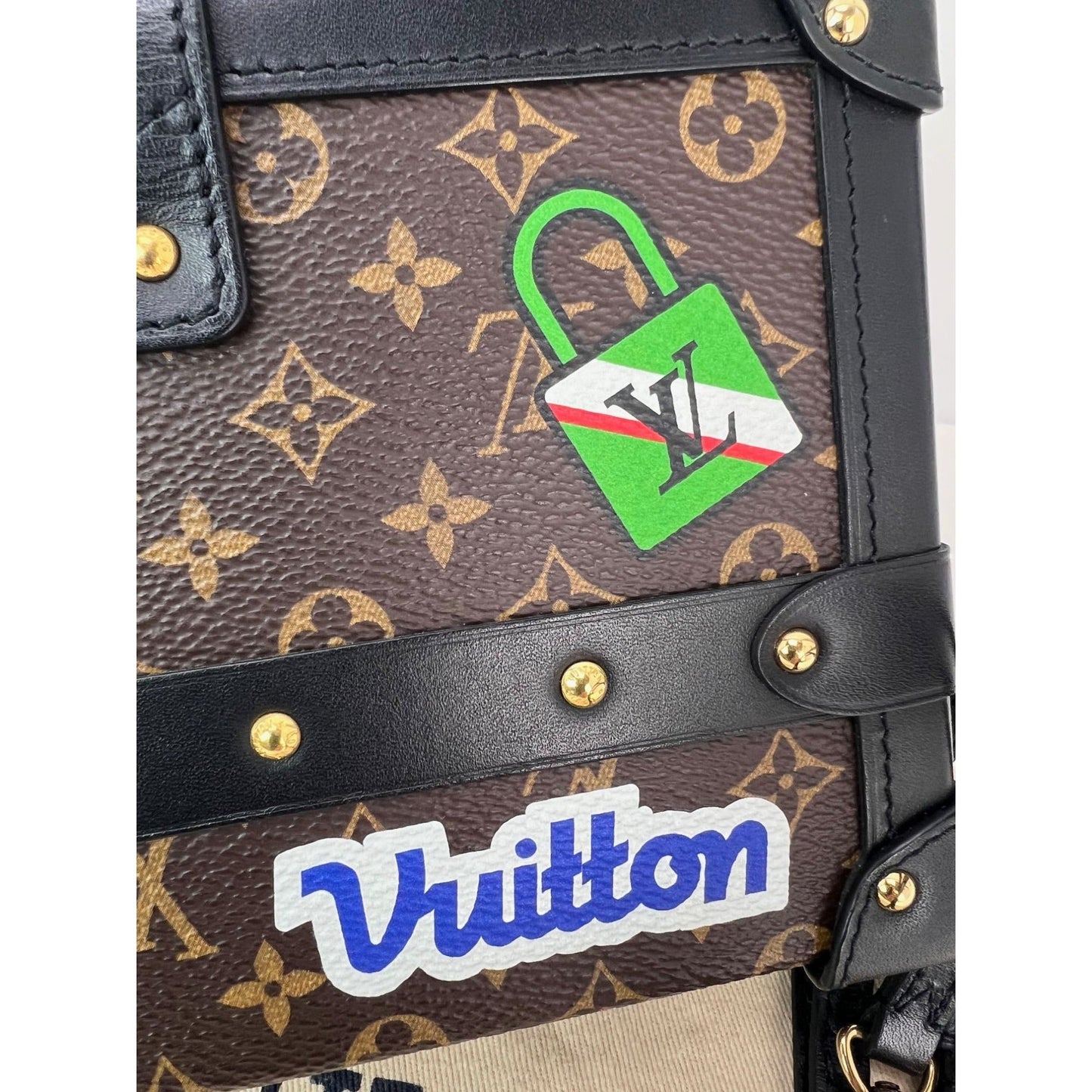 Pochette bandoulière Louis Vuitton Petite Malle Patches Monogram Édition limitée RARE