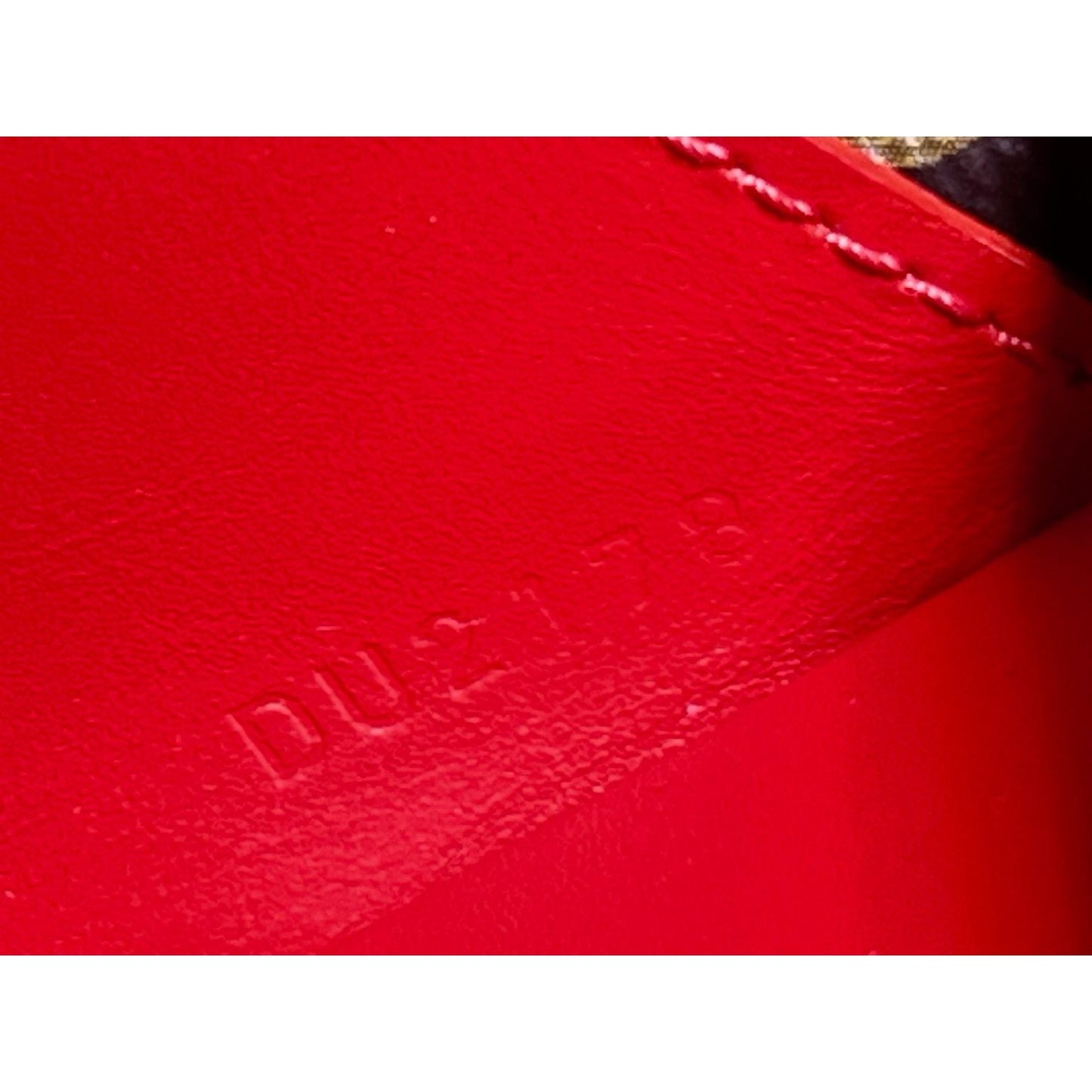 Pochette bandoulière Louis Vuitton Petite Malle Patches Monogram Édition limitée RARE