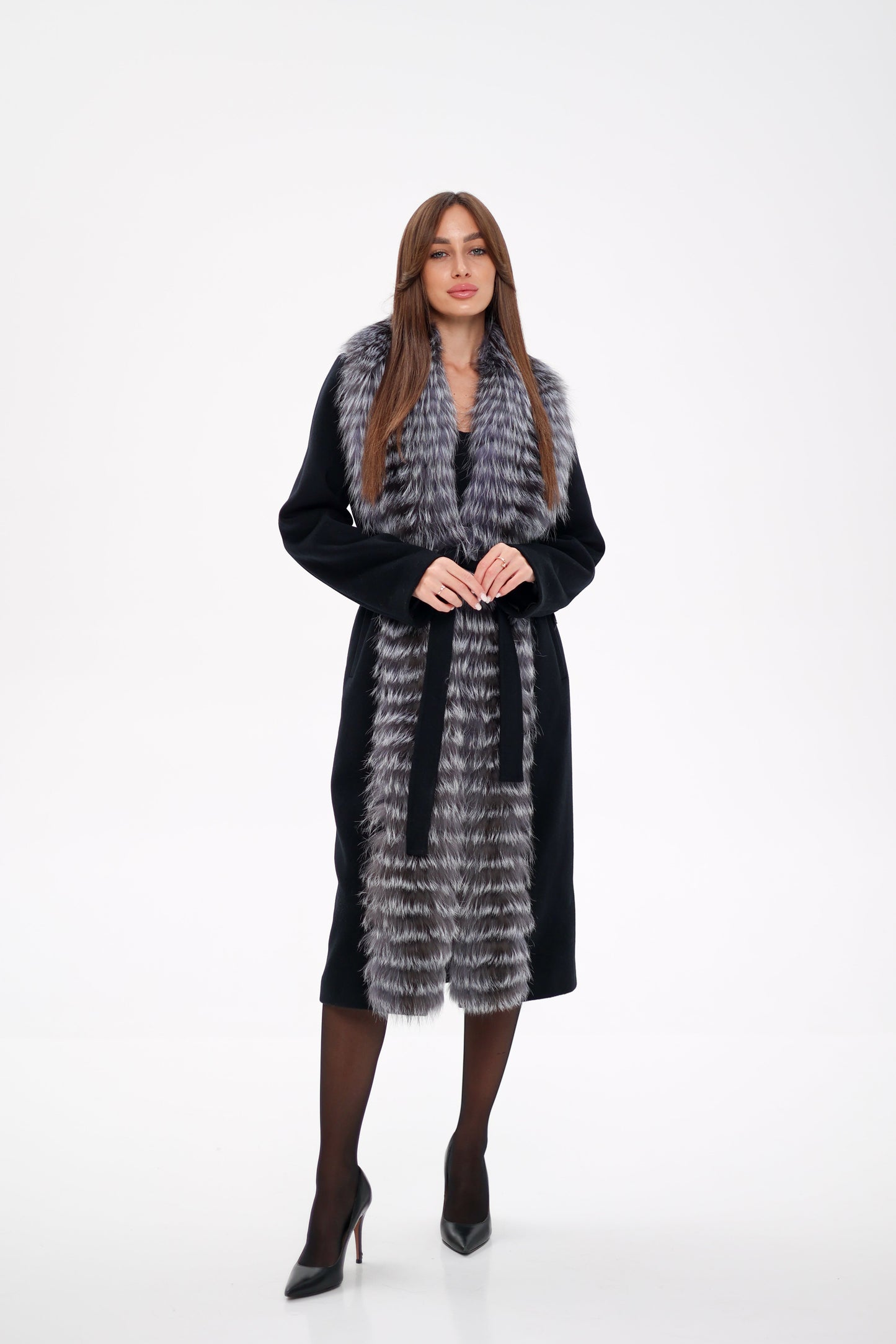 Manteau en laine vierge véritable de renard argenté noir