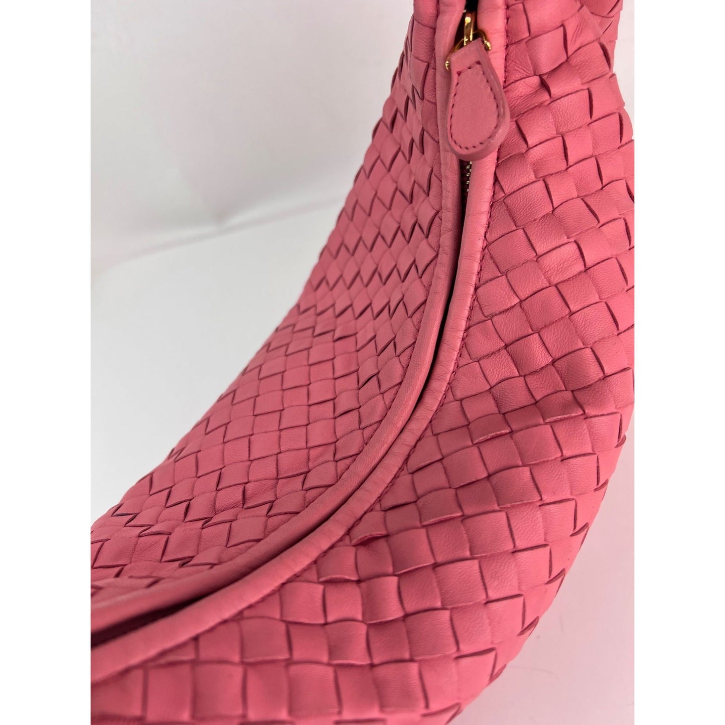 Bottega Veneta Nappa Intrecciato Medium Veneta Hobo Rose Sac Rose