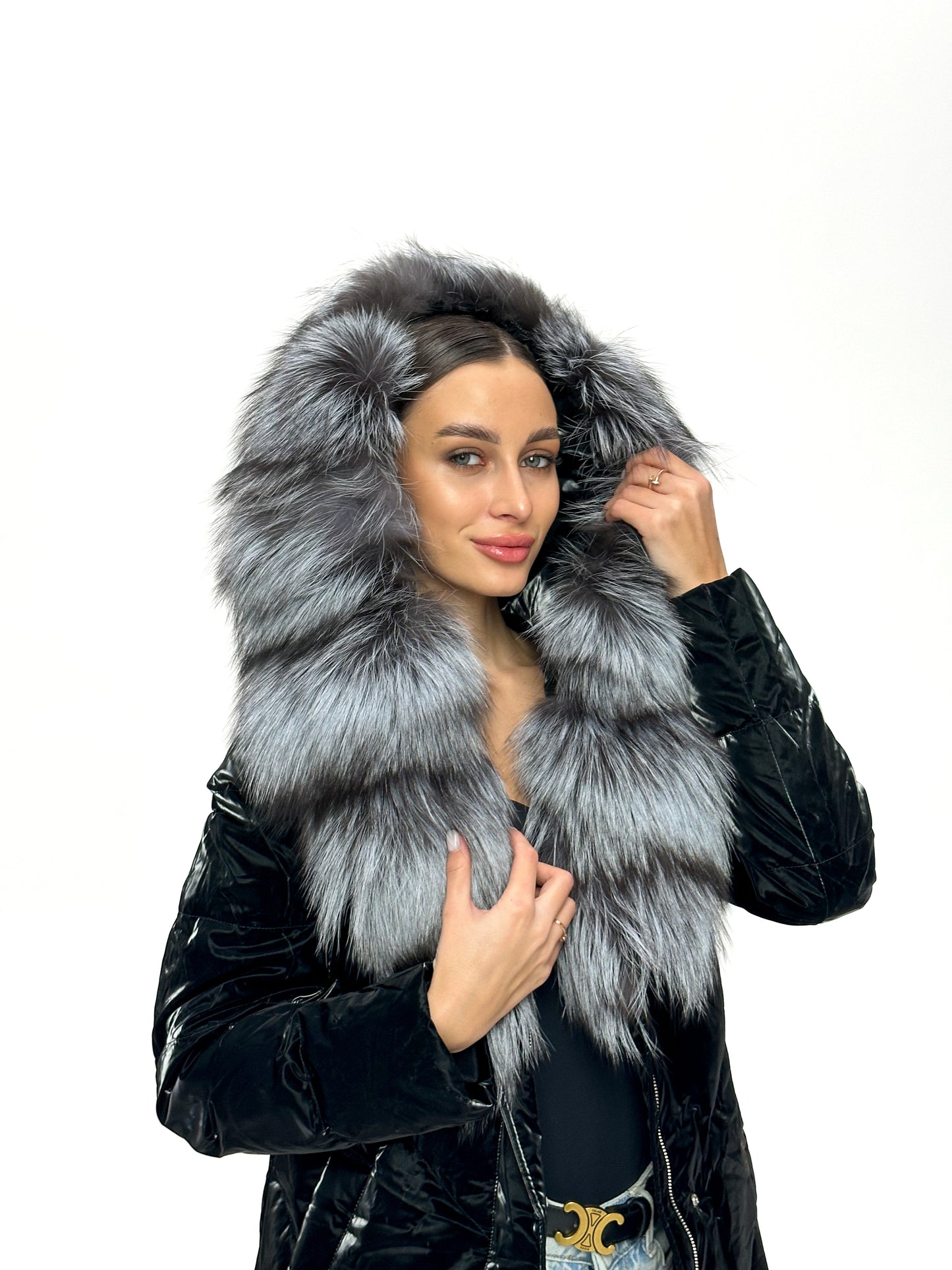 Manteau en duvet et fourrure de renard argenté véritable
