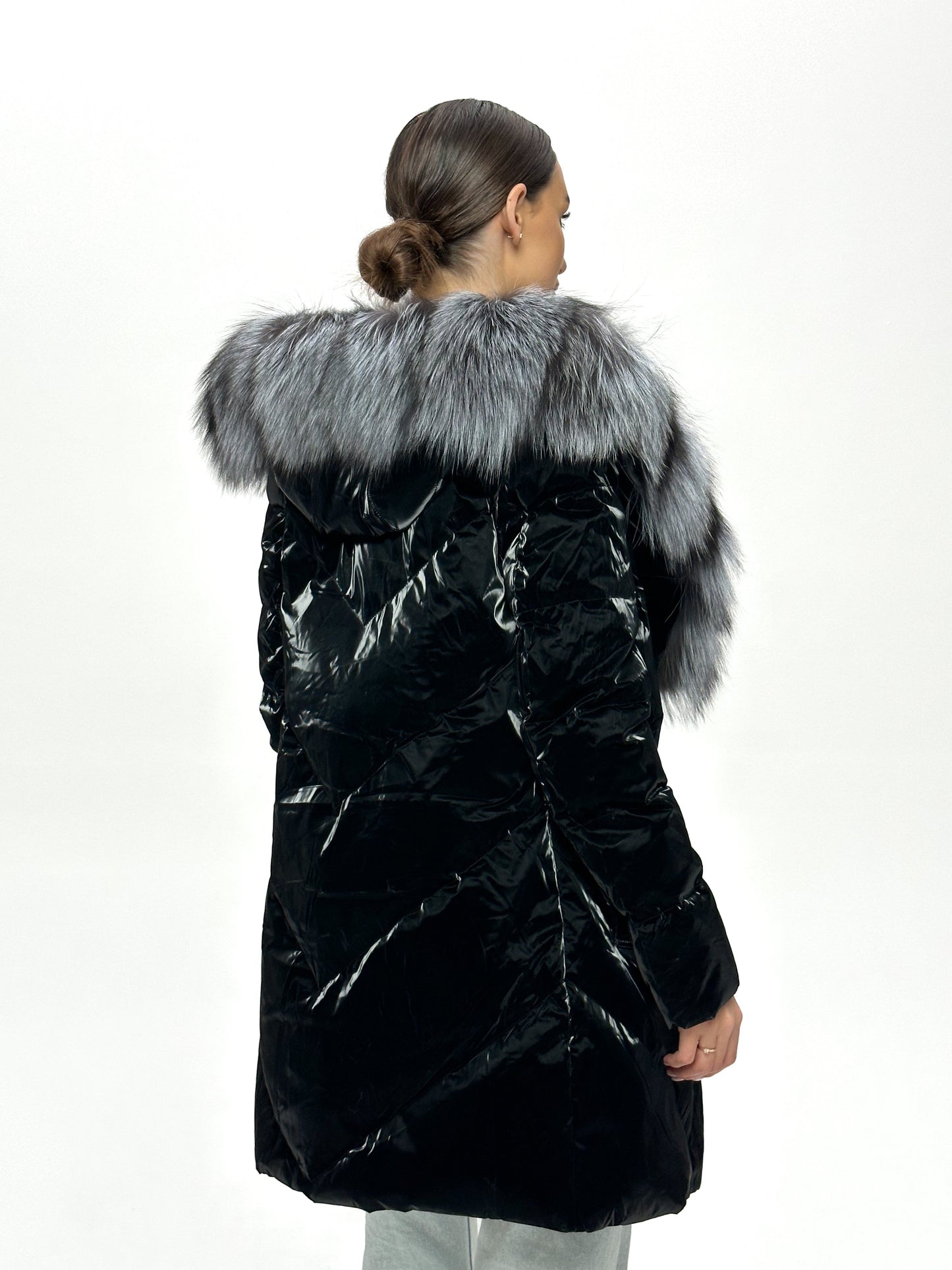 Manteau en duvet et fourrure de renard argenté véritable