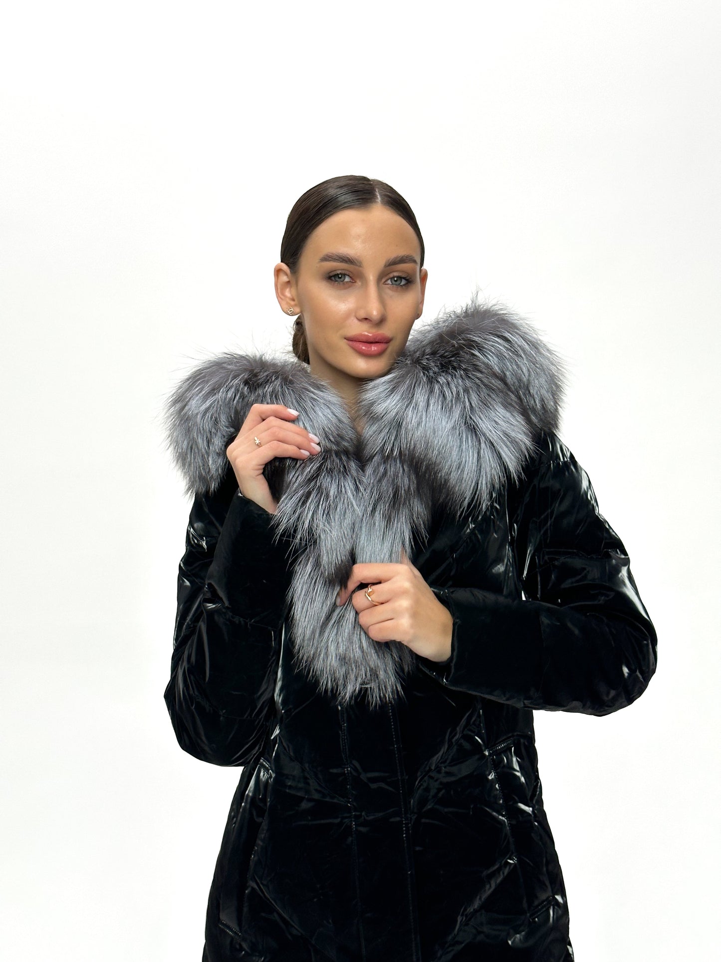 Manteau en duvet et fourrure de renard argenté véritable