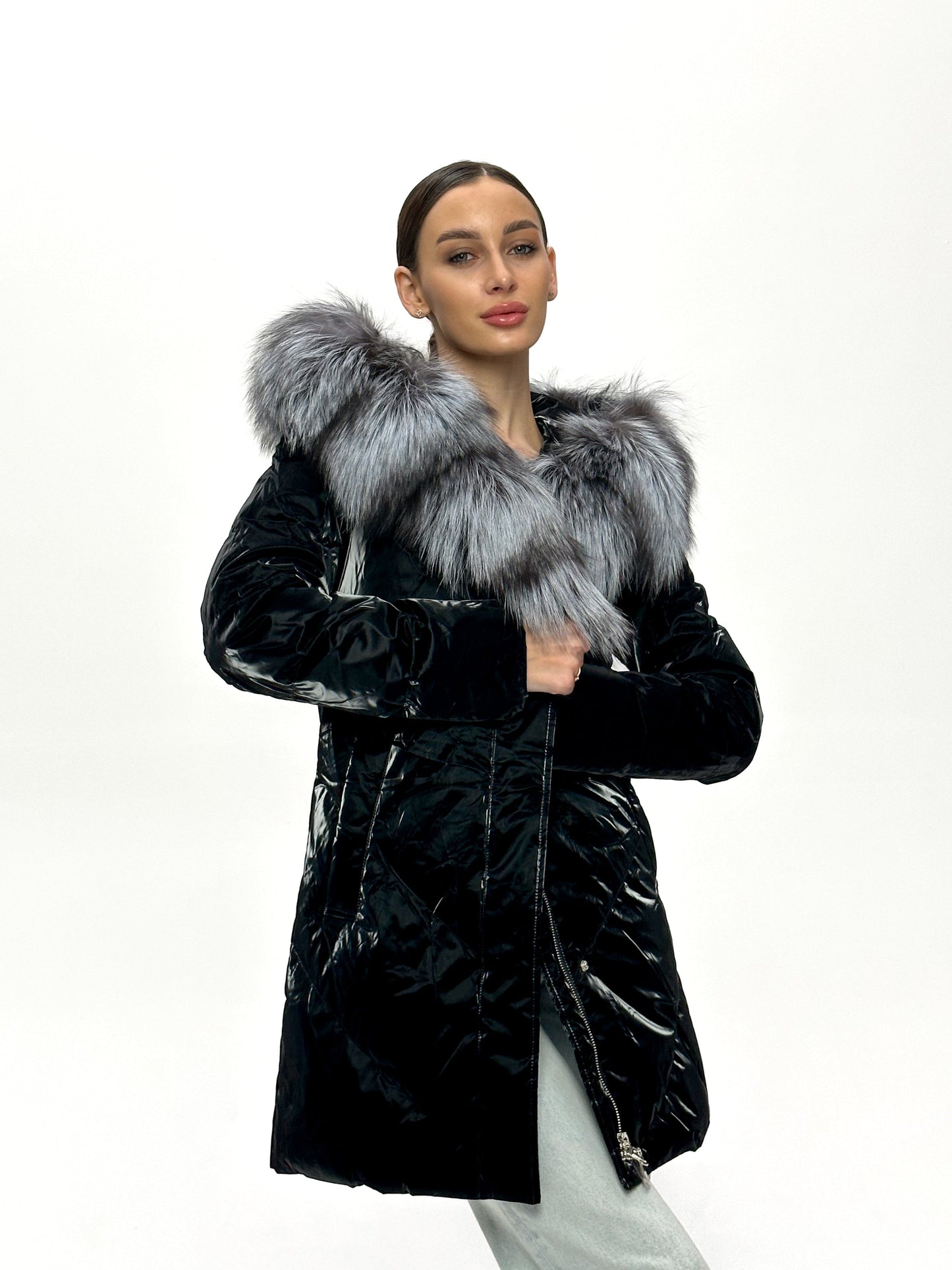 Manteau en duvet et fourrure de renard argenté véritable