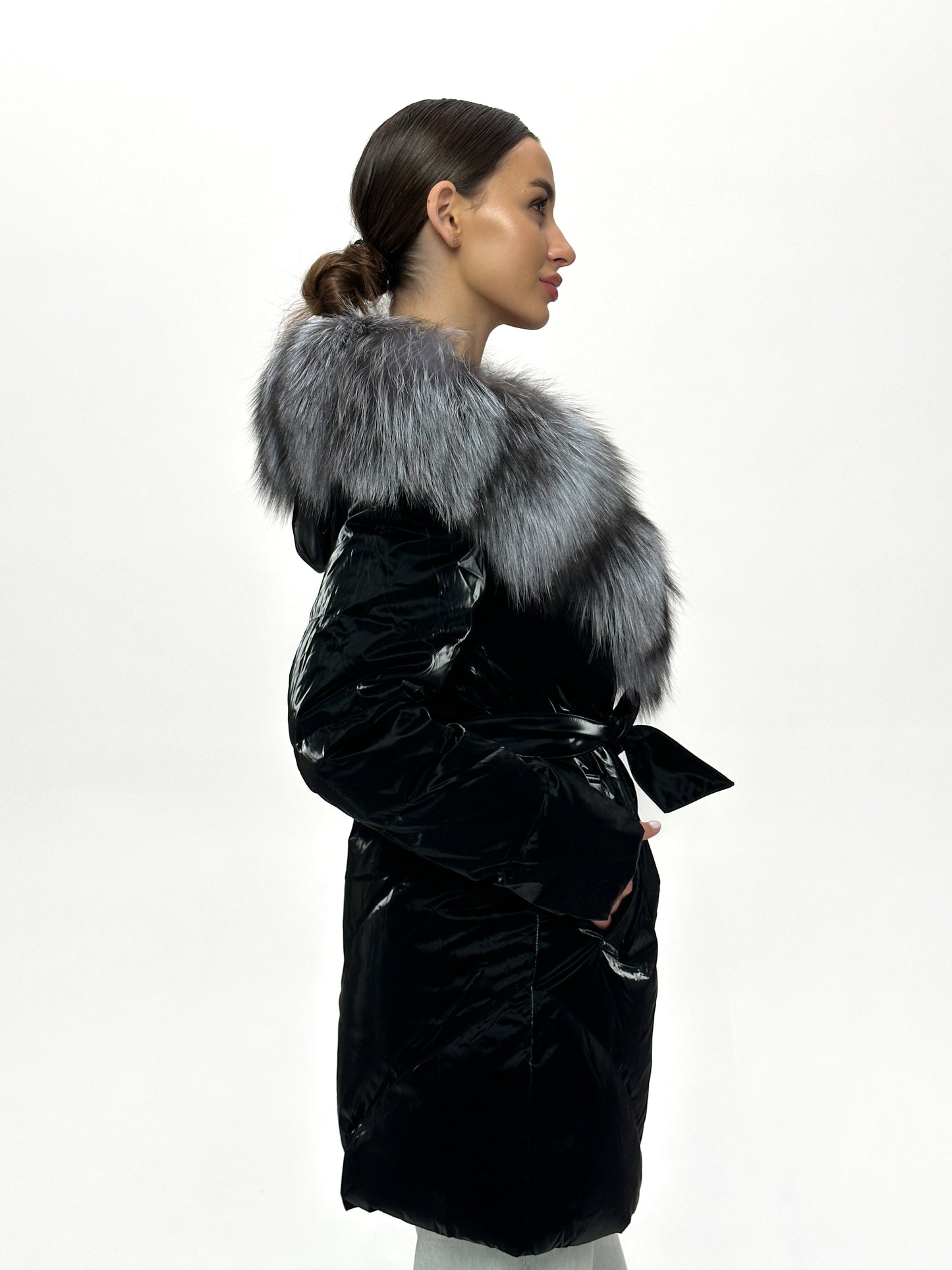 Manteau en duvet et fourrure de renard argenté véritable