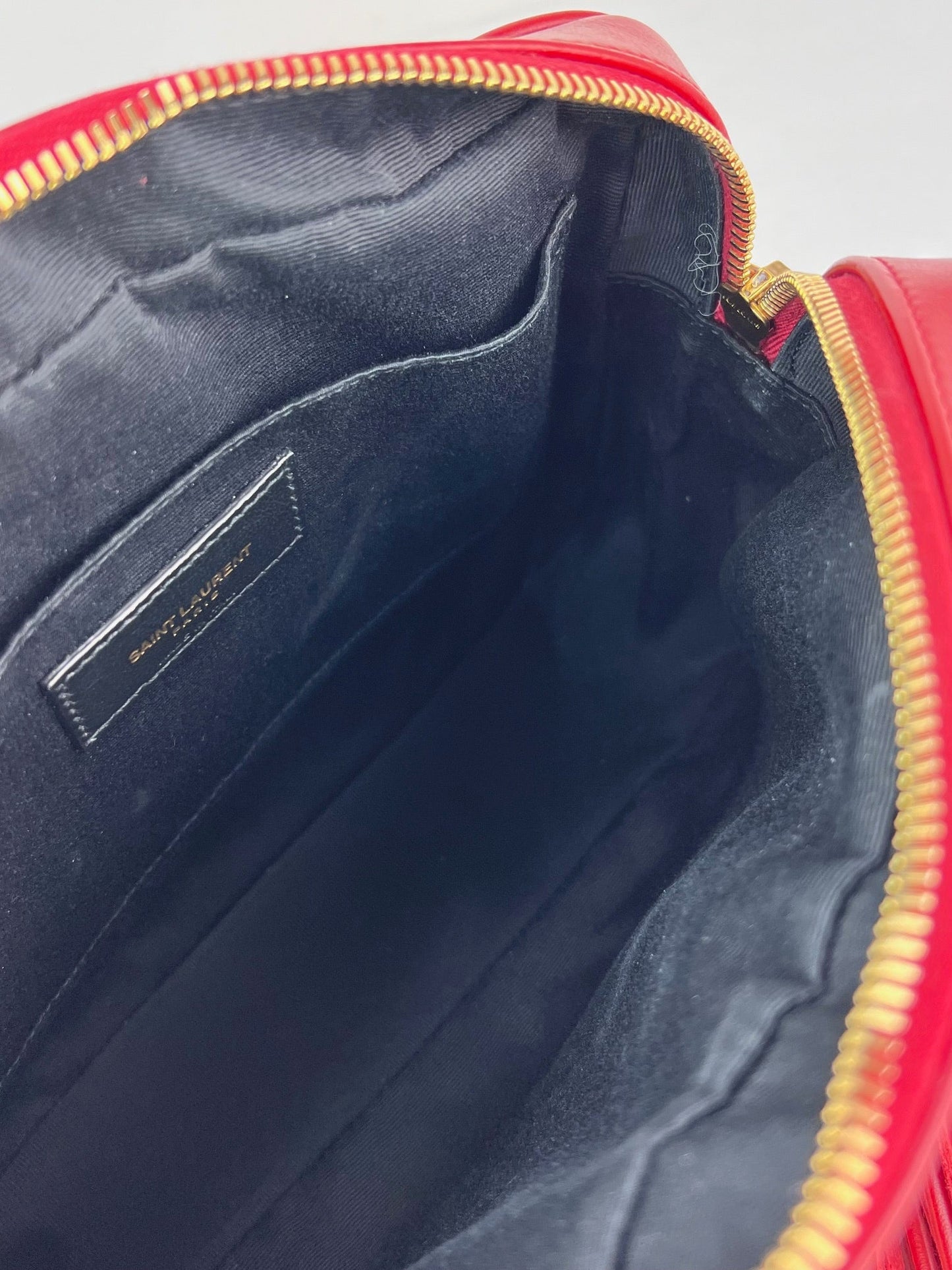 YVES SAINT LAURENT Matelasse Calfskin Lou Camera Red Crossbody Bag