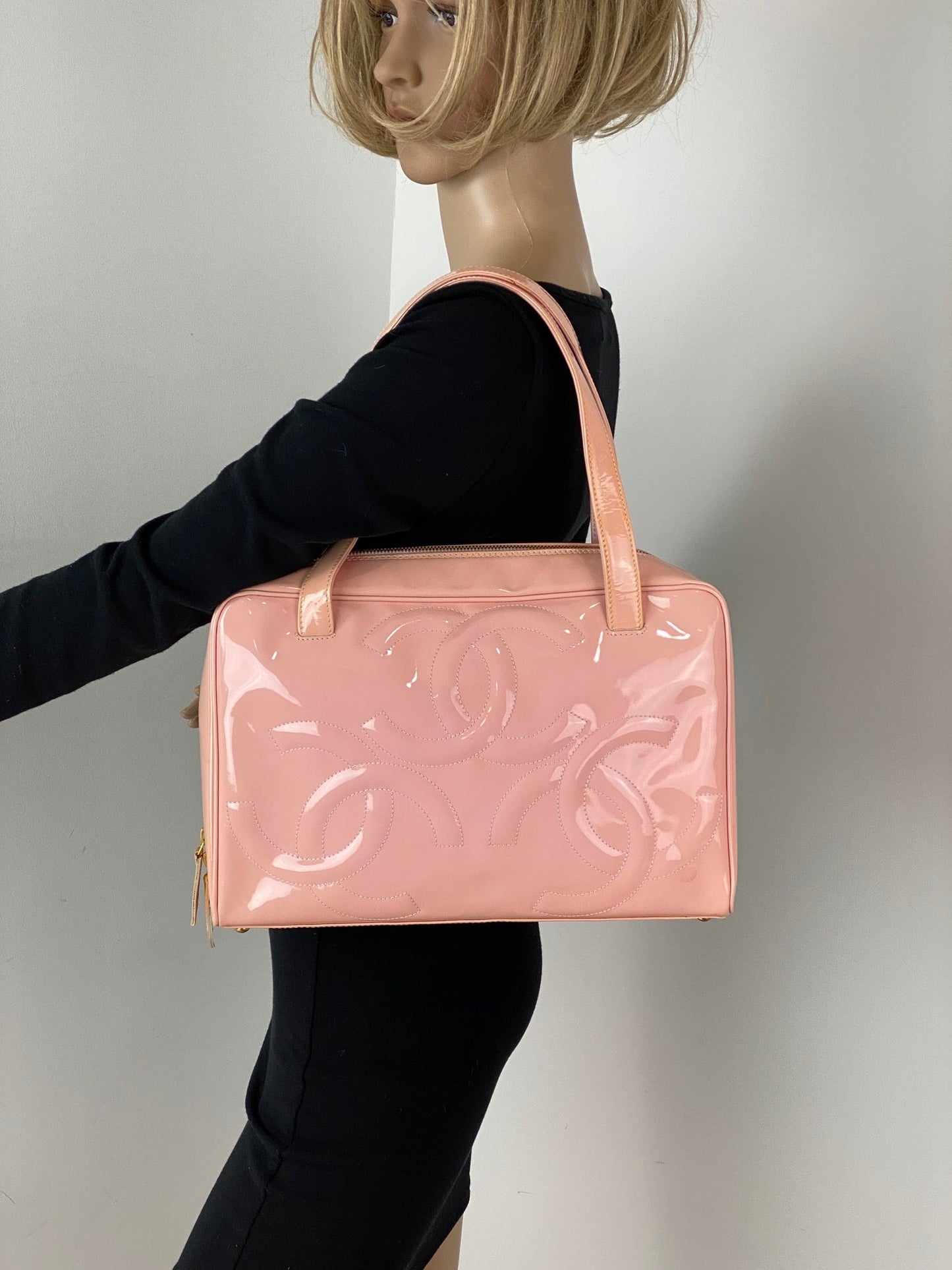 Chanel Triple CC Logo Medium Pink Patent Leather Tote Shoulder Bag Pre owned