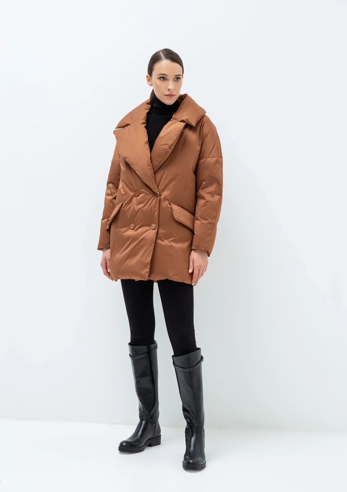 Veste ceinturée en duvet de qualité supérieure Aria, couleur cannelle 