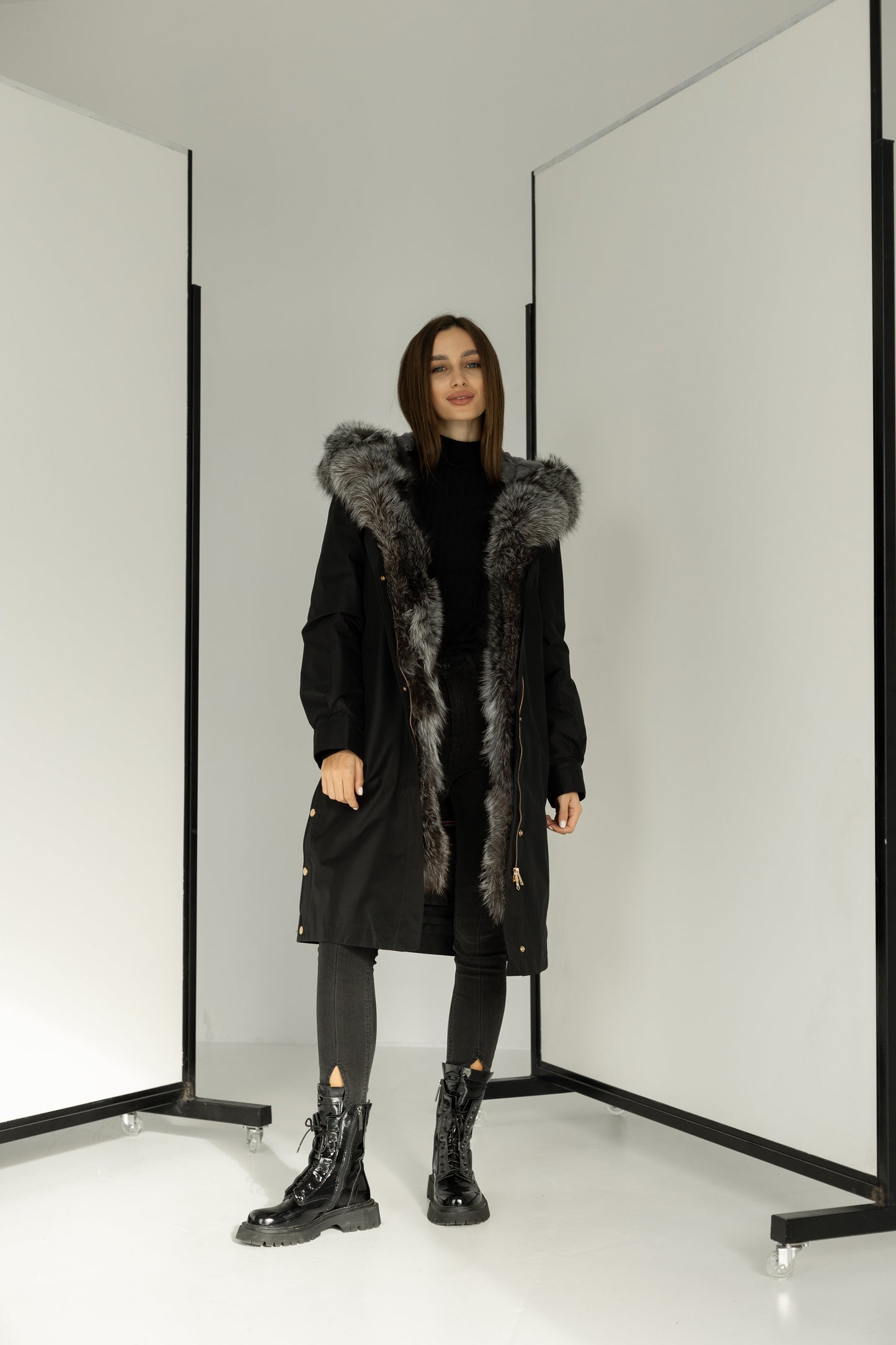 Parka isolée en fourrure de lapin et fourrure de renard argenté véritable