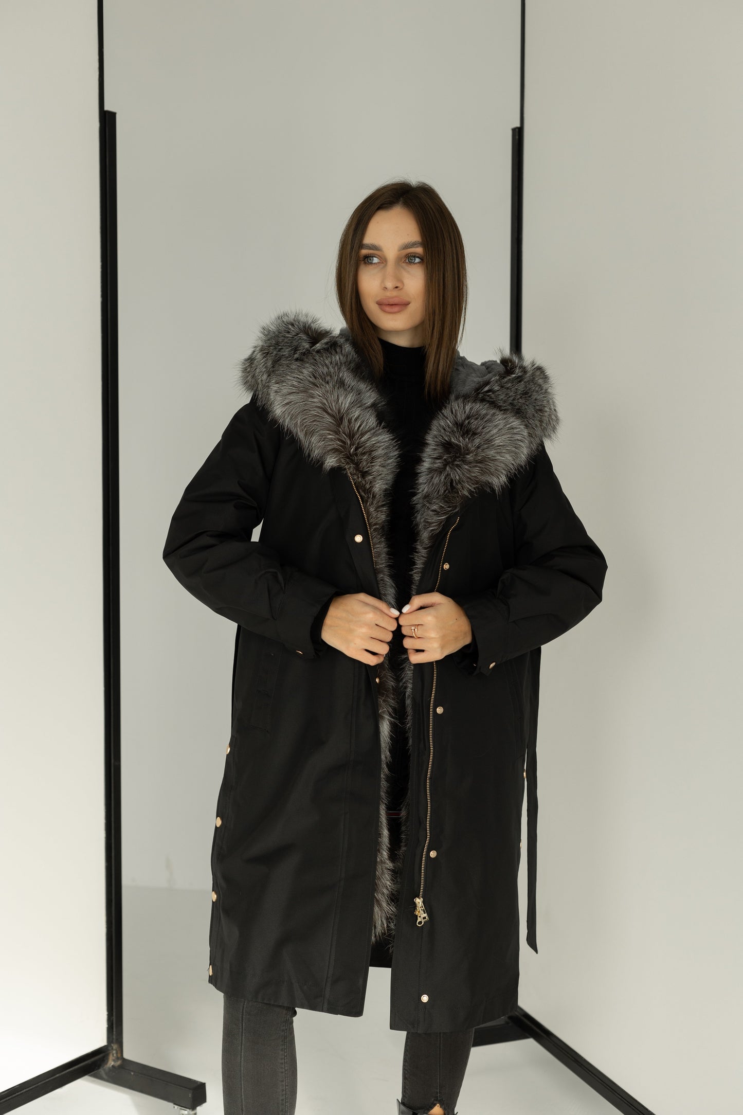 Parka isolée en fourrure de lapin et fourrure de renard argenté véritable