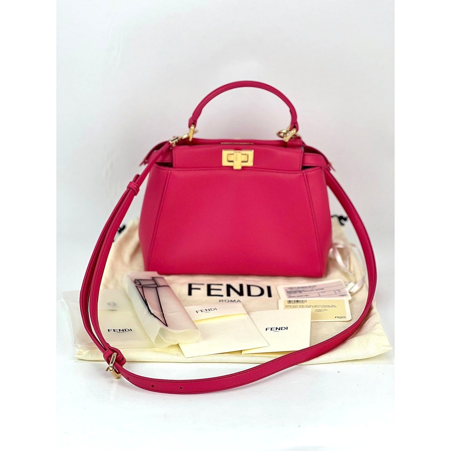 Sac à main Fendi Mini Peekaboo en cuir rose