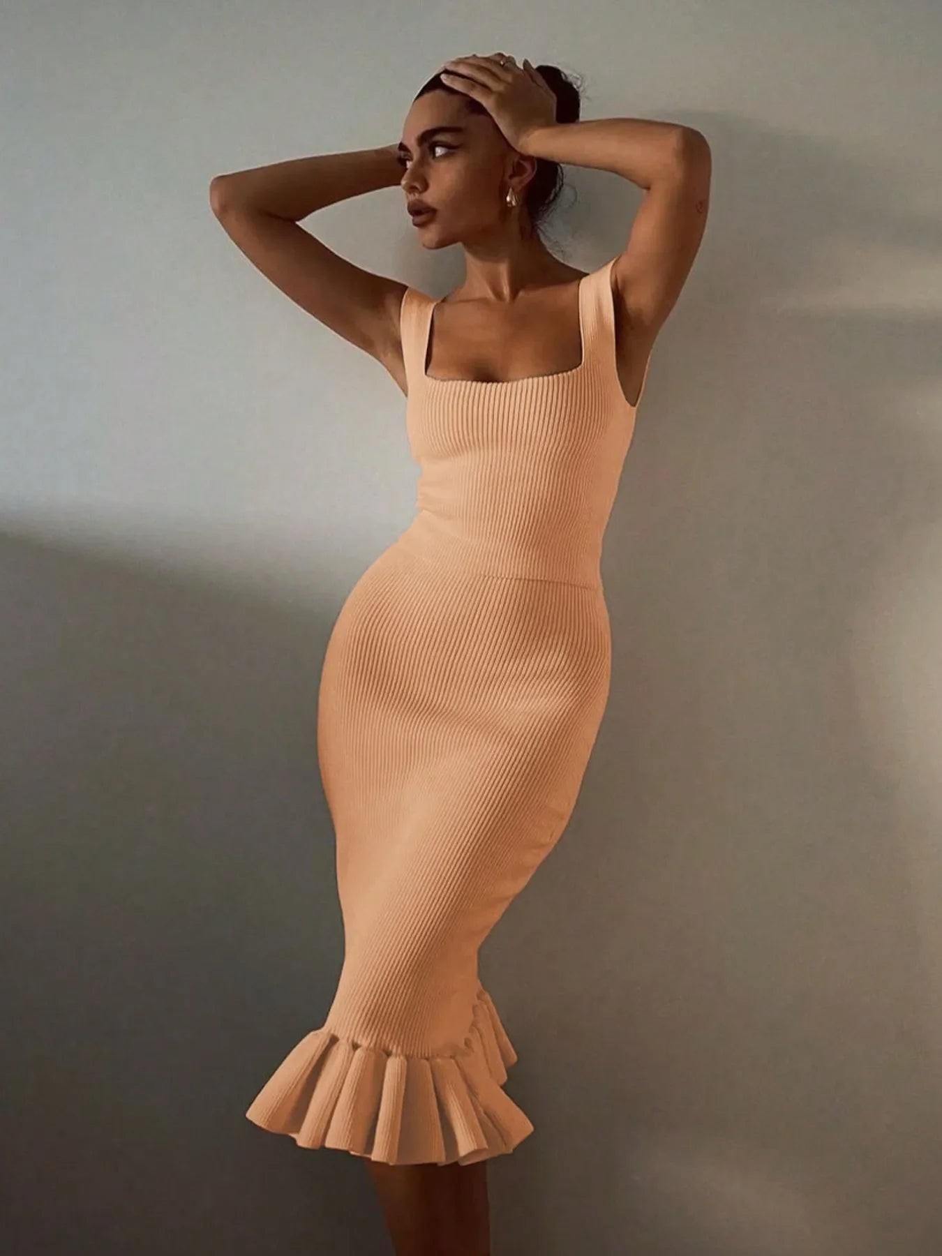 Ribbed Knit Bodycon Mermaid Dress with Ruffle Hem