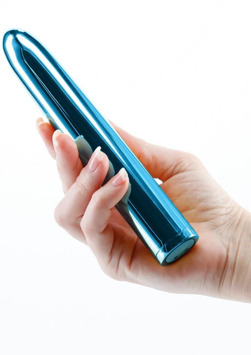Chroma Classic Rechargeable Vibrator – 7 Inches