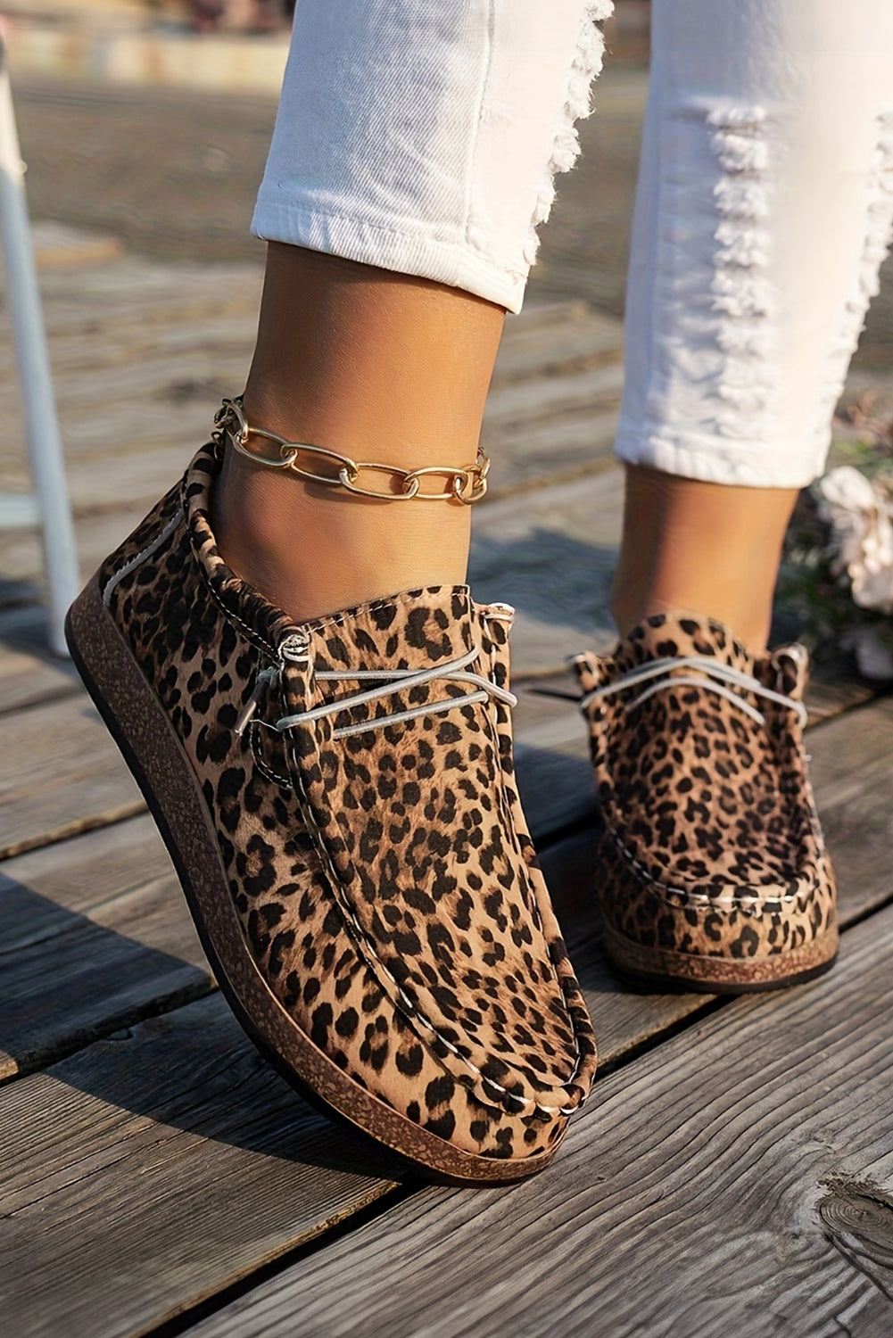 Chestnut Lightweight Leopard Print Lace Up Casual Shoes
