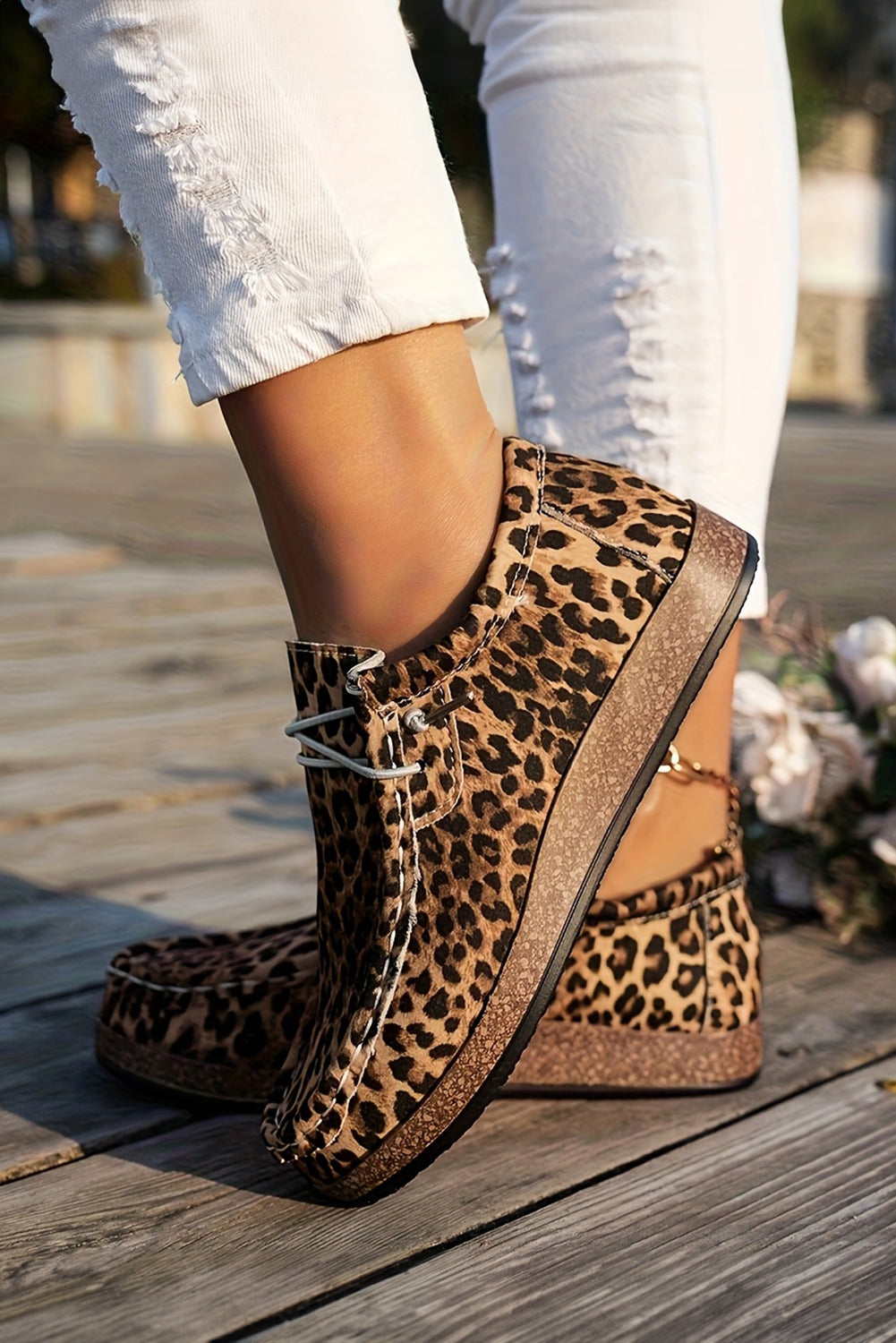Chestnut Lightweight Leopard Print Lace Up Casual Shoes