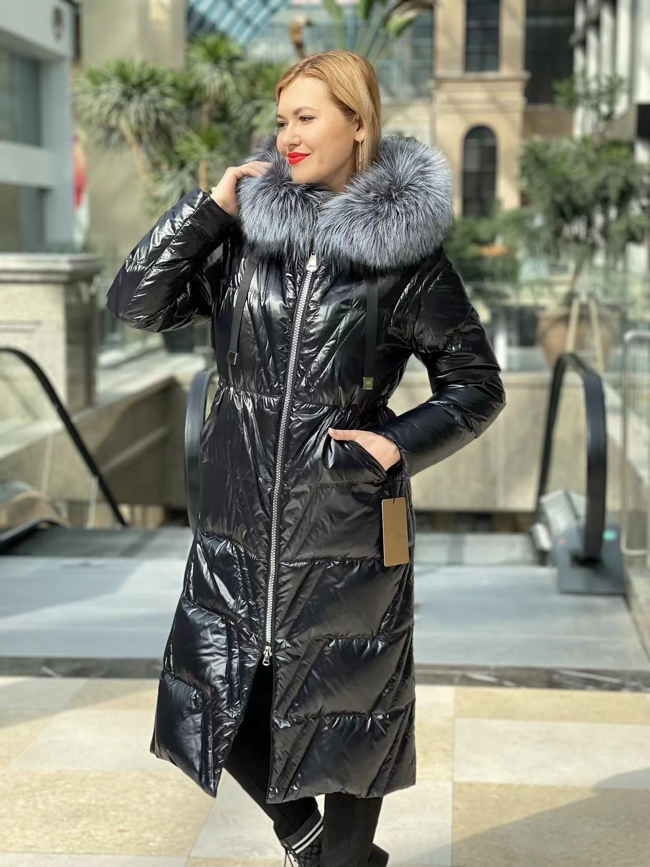 Manteau en duvet et fourrure de renard argenté véritable
