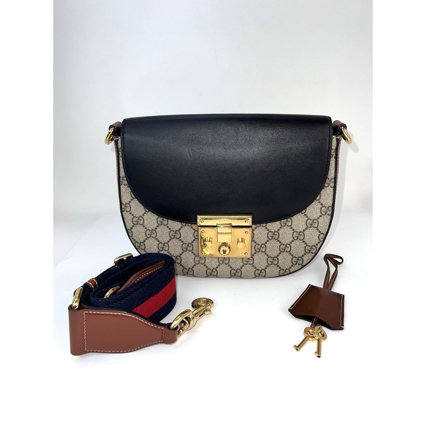 Sac bandoulière Gucci GG Supreme Web Padlock noir