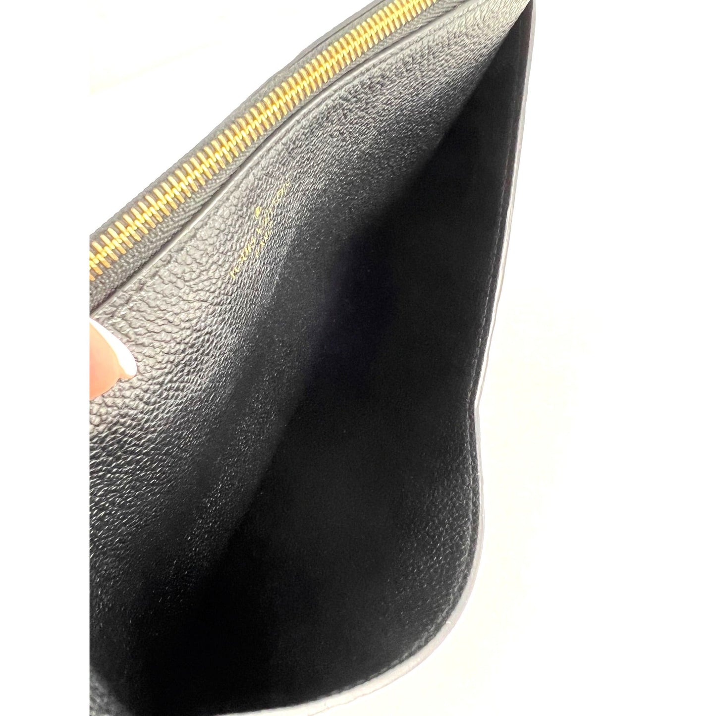 Louis Vuitton Melanie MM Sac à main Empriente Pochette en cuir noir